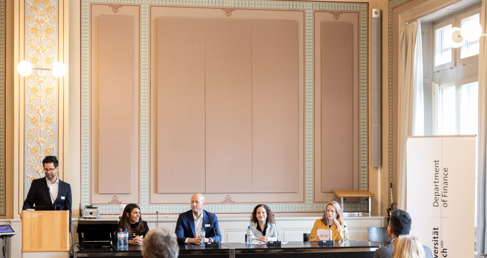 Panel Discussion with Industry Representatives: Arsène Demenga, Head of Group Treasury, Axpo Group Leila Sassi, Head of ESG Engagement, HOLCIM; Mirjam Frei, Head of Corporate & Institutional Banking Sustainability, UBS and Romina Schwarz, Head of Sustainability and Public Service Mandate, Zürcher Kantonalbank; Moderator: Prof. Zacharias Sautner